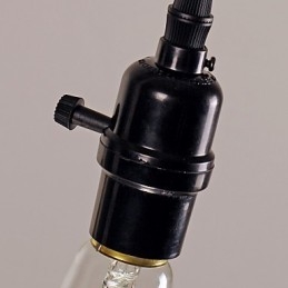 Traditionell Klassisk Vintage Pendellampa I Ministil